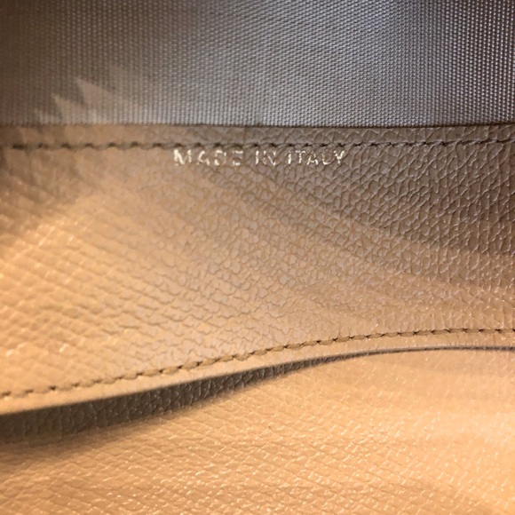 Chanel Bifold Long Caviar Leather Wallet - Picture 3 of 16